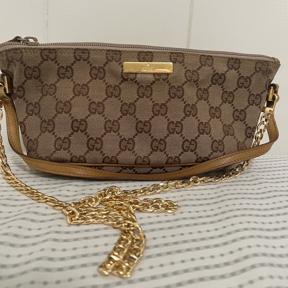 Gucci Light Brown GG Canvas Boat Pochette Bag with unbranded chain strap